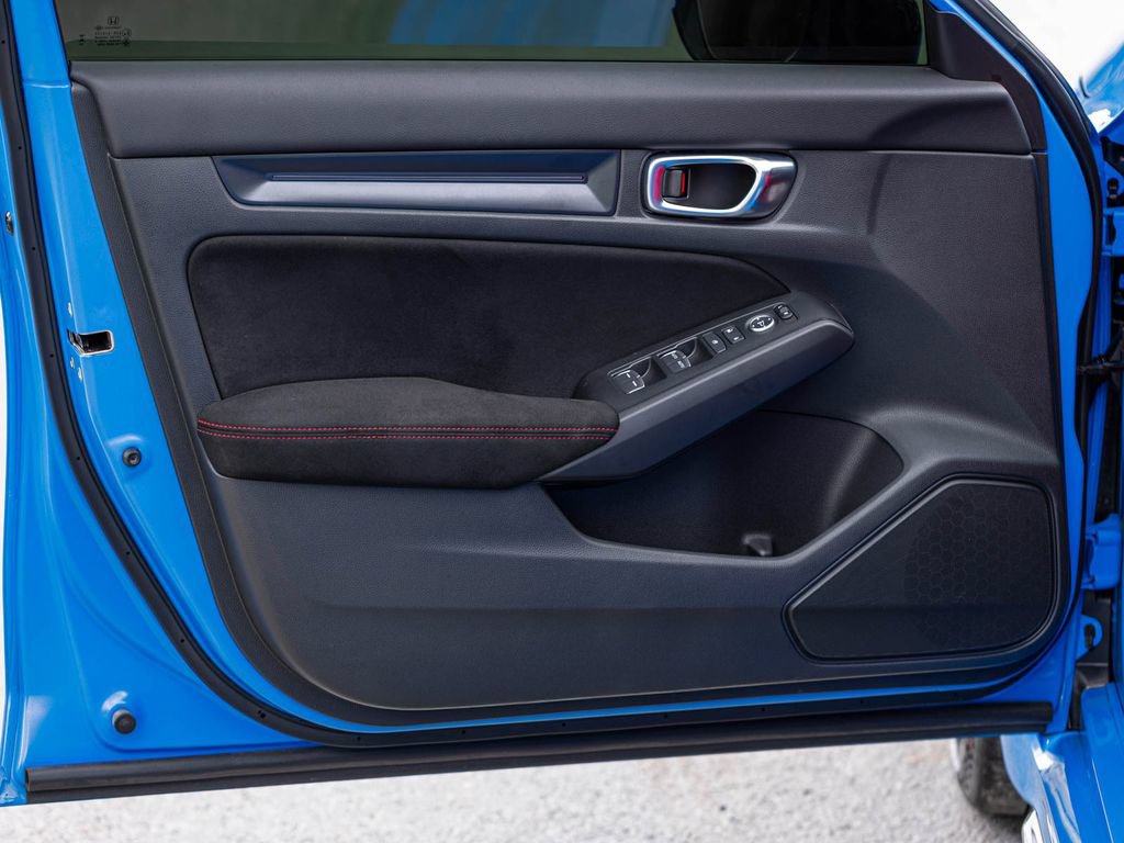 Used 2025 Honda Civic Type R image 11