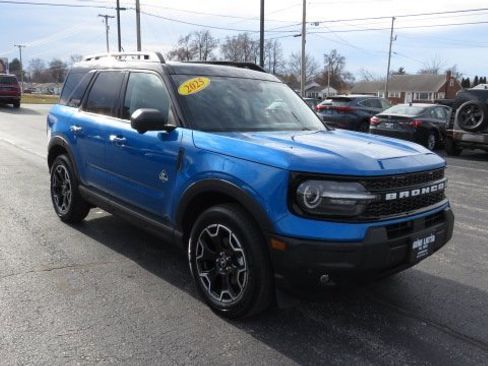 Used 2025 Ford Bronco Sport Outer Banks w/ Outer Banks Tech Package+ image 1