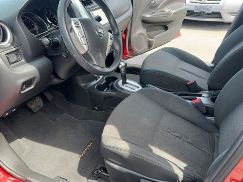Used 2019 Nissan Versa SV FWD image 36