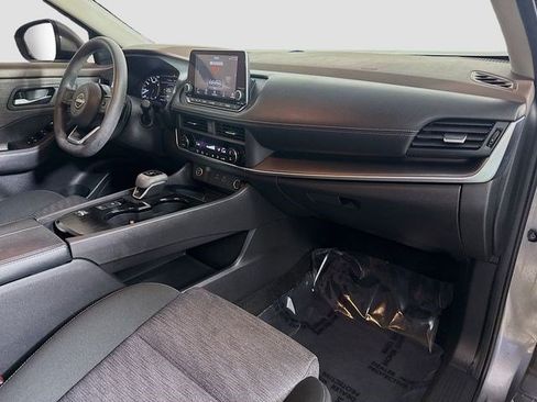 Used 2023 Nissan Rogue SV FWD image 30