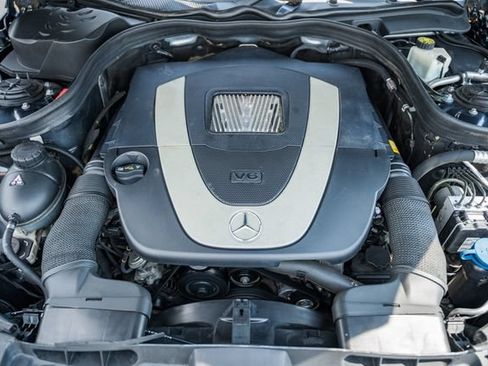 Used 2010 Mercedes-Benz E 350 Sedan image 14