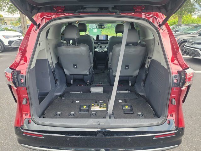Used 2023 Toyota Sienna Limited AWD/4WD image 13