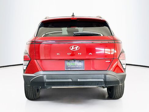 Used 2025 Hyundai Kona SEL image 7