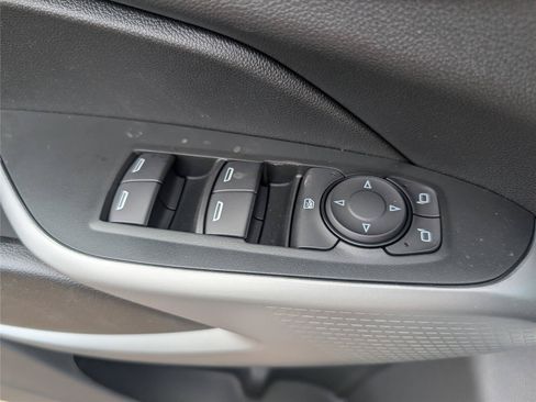 New 2026 Chevrolet Trax RS w/ Sunroof Package FWD image 27