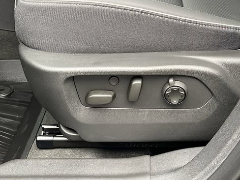 Used 2026 Buick Envision Avenir AWD/4WD image 11