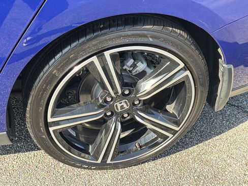 Used 2024 Honda Accord Sport image 13