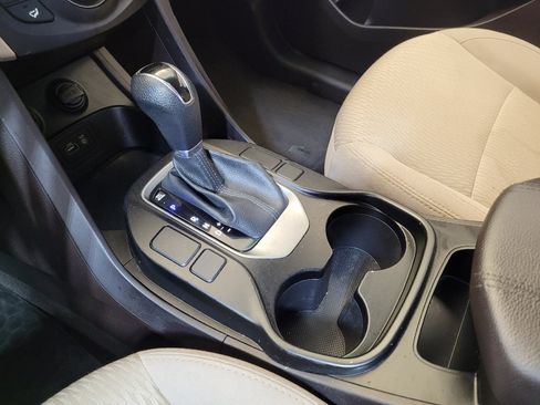 Used 2018 Hyundai Santa Fe Sport FWD image 26
