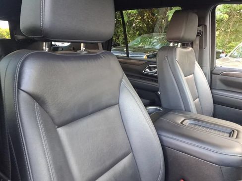 Used 2024 Chevrolet Tahoe LT RWD image 27
