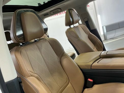 Used 2025 INFINITI QX80 Sensory image 23