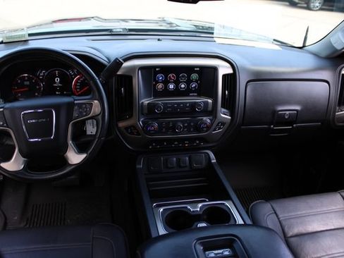 Used 2016 GMC Sierra 1500 Denali AWD/4WD image 25