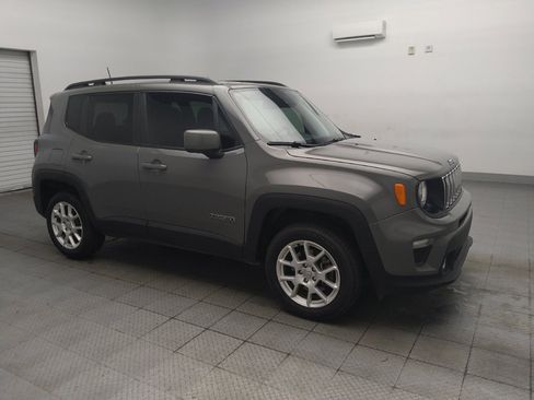Used 2021 Jeep Renegade Latitude w/ Convenience Group AWD/4WD image 11