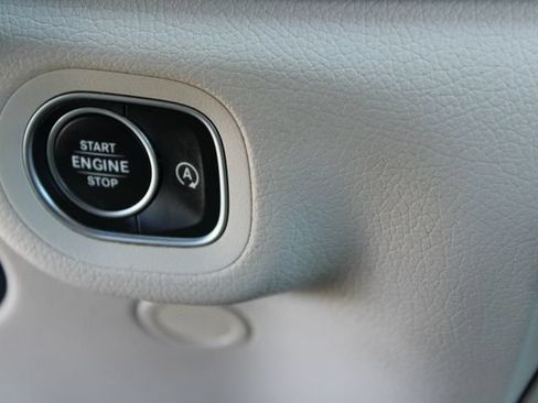 Used 2021 Mercedes-Benz GLE 350 w/ Premium Package image 25