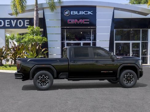 New 2026 GMC Sierra 2500 AT4X w/ LPO, Black Badging Package AWD/4WD image 5