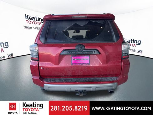 Certified 2022 Toyota 4Runner TRD Off-Road Premium image 7