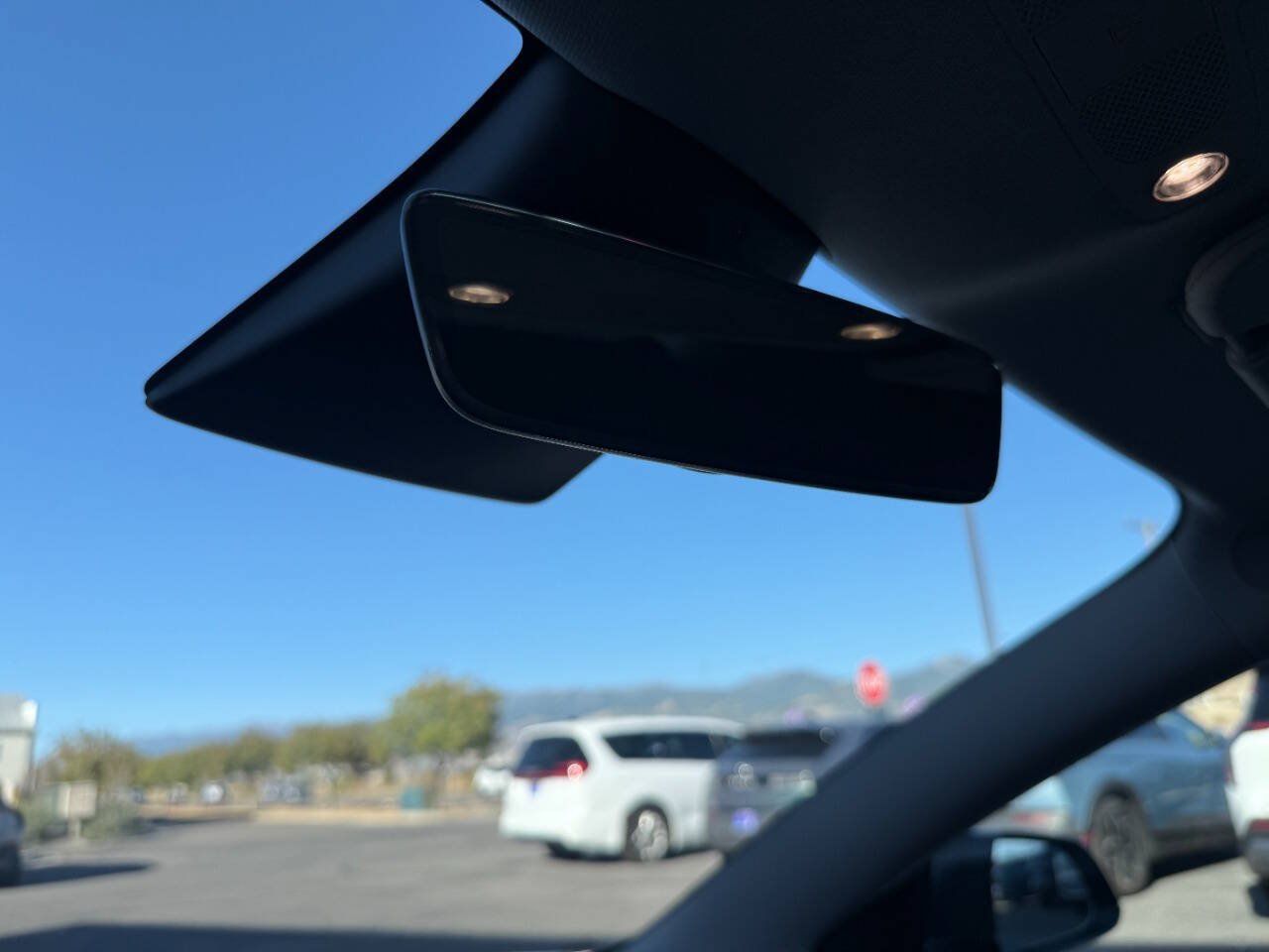 Used 2022 Tesla Model 3 Long Range AWD/4WD image 36