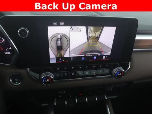 Used 2024 GMC Canyon Denali AWD/4WD image 25