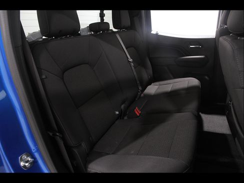 Used 2024 Chevrolet Colorado LT w/ LT Convenience Package II AWD/4WD image 20