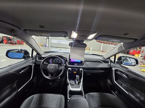 Certified 2023 Toyota RAV4 AWD Hybrid image 15