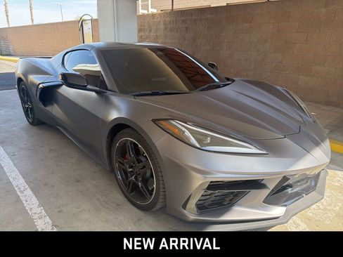 Used 2025 Chevrolet Corvette Stingray Preferred Cpe w/ 2LT RWD image 3