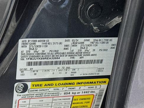 Used 2024 Ford Expedition Limited image 12