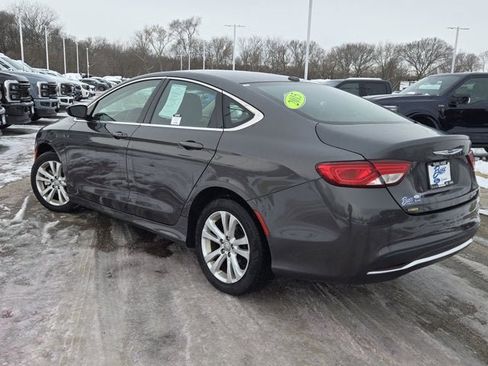 Used 2015 Chrysler 200 Limited w/ Convenience Group image 6