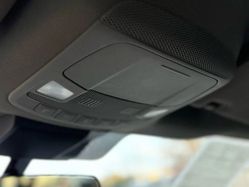 Used 2019 Ford F150 XLT image 38