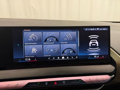 Used 2025 BMW X3 xDrive30i image 19