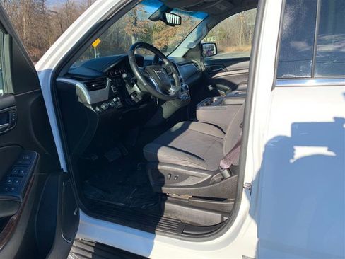 Used 2017 GMC Yukon XL SLE w/ HD Trailering Package image 40