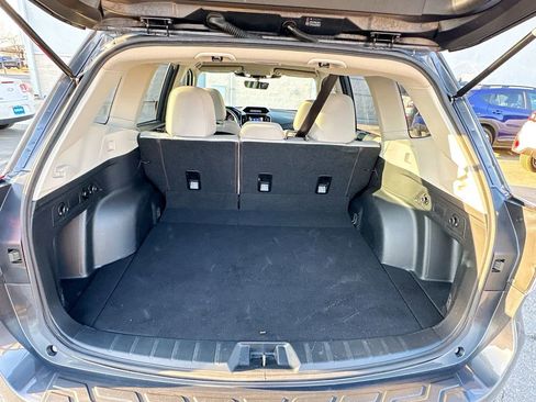 Used 2023 Subaru Forester image 30