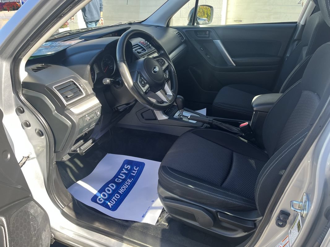 Used 2018 Subaru Forester 2.5i w/ Alloy Wheel Package AWD/4WD image 7