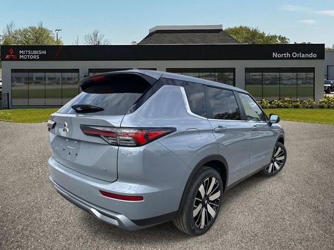 New 2026 Mitsubishi Outlander SE FWD image 6