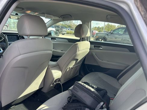 Used 2019 Hyundai Sonata SE image 8
