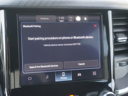 Used 2025 RAM 1500 Big Horn AWD/4WD image 39