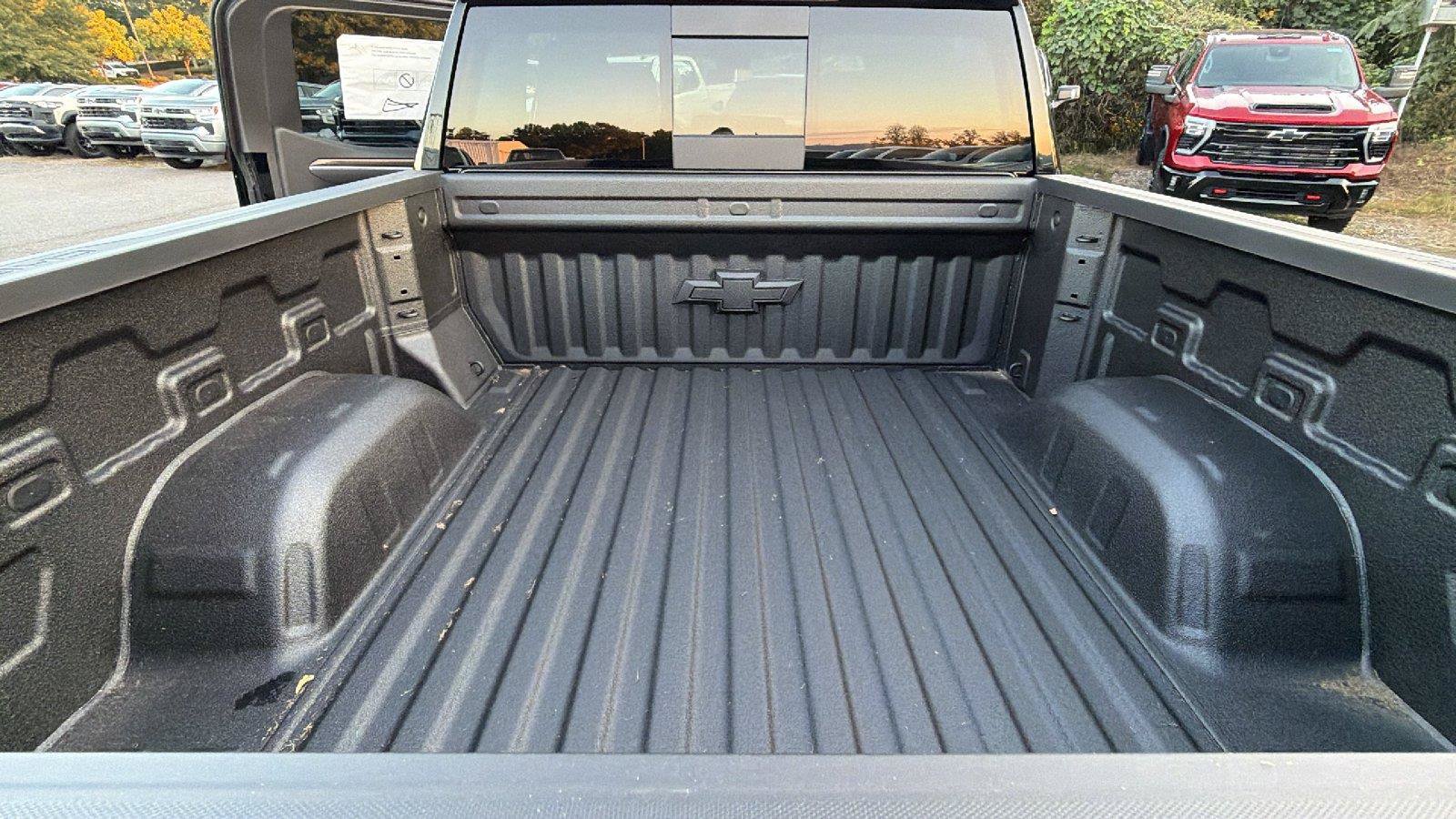 New 2026 Chevrolet Silverado 1500 RST w/ RST All Star Premium Package AWD/4WD image 13
