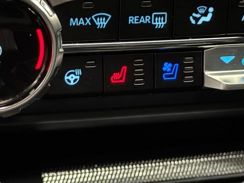 Used 2025 Ford F150 Raptor w/ Equipment Group 803A Raptor R AWD/4WD image 23