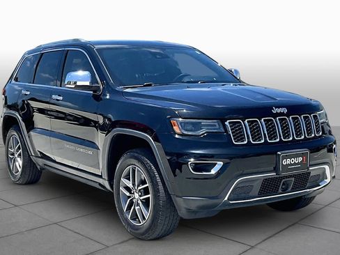 Used 2017 Jeep Grand Cherokee Limited w/ Luxury Group II RWD image 3
