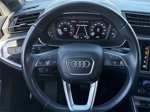 Used 2023 Audi Q3 2.0T Premium image 13