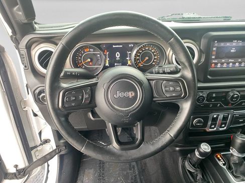 Used 2021 Jeep Wrangler Sport AWD/4WD image 12