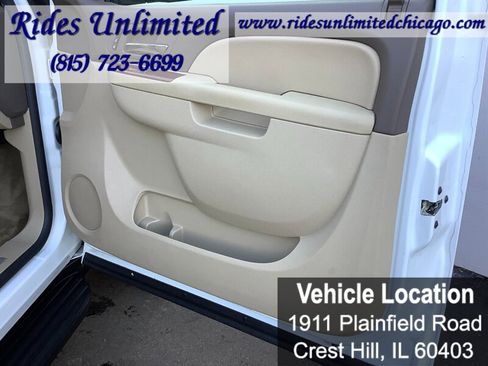 Used 2010 Chevrolet Suburban LTZ AWD/4WD image 34