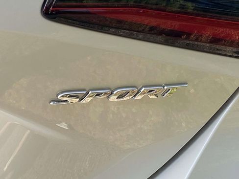 Certified 2025 Honda Civic Sport image 28
