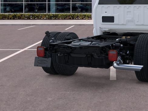 New 2026 Ford F350 XL w/ XL Chrome Package RWD image 35