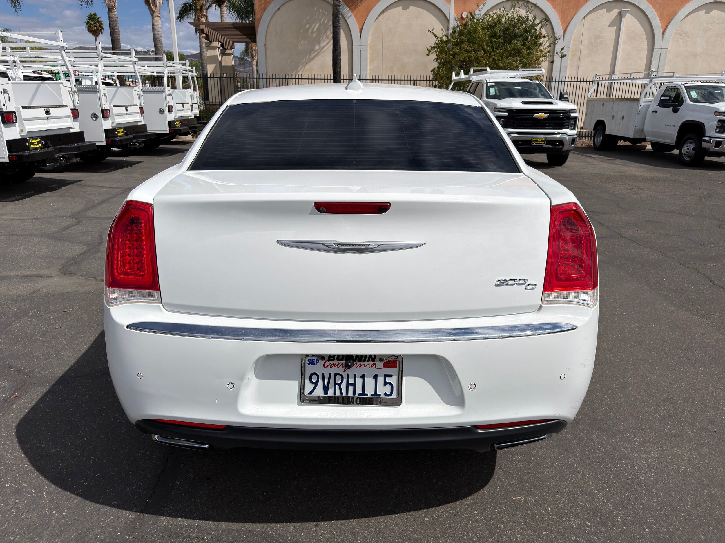 Used 2015 Chrysler 300 C w/ Harman/Kardon Audio Group RWD image 7