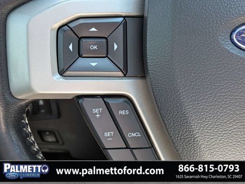 Used 2022 Ford F250 Lariat w/ Black Appearance Pkg AWD/4WD image 26