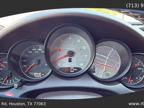Used 2011 Porsche Cayenne S image 38