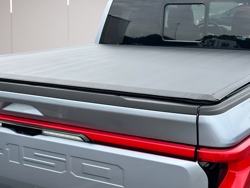 Used 2022 Ford F150 Lightning Lariat AWD/4WD image 46