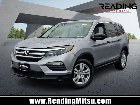 Used 2016 Honda Pilot LX image 1