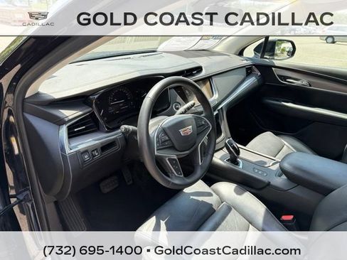 Used 2017 Cadillac XT5 Luxury w/ Driver Awareness Package AWD/4WD image 15