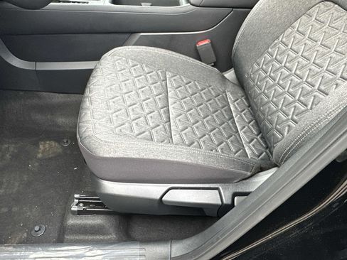 New 2026 Nissan Kicks SV AWD/4WD image 21