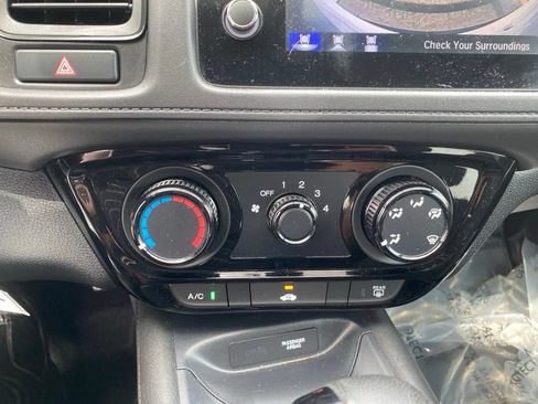 Used 2021 Honda HR-V Sport image 26