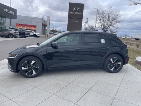 New 2026 Hyundai Ioniq 5 SE RWD image 2